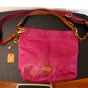 SALE!! NW/OT Fossil large Explorer Hobo bag color Grape REAL LEATHER WITH KEY!
